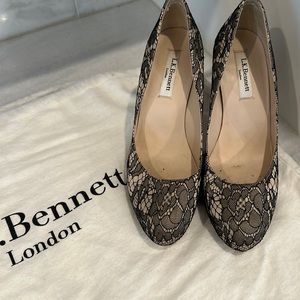 LK BENNETT Lace Pumps